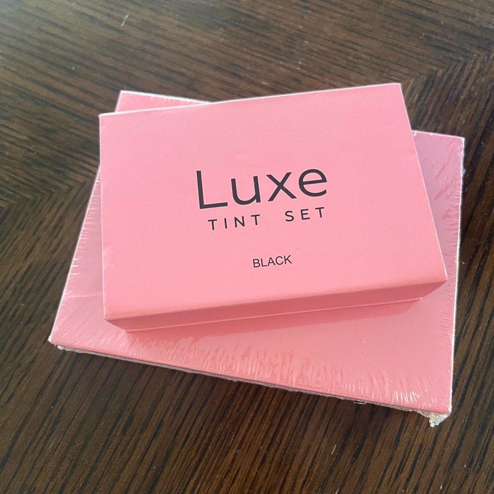 Luxe Tint Set in Black and Pink